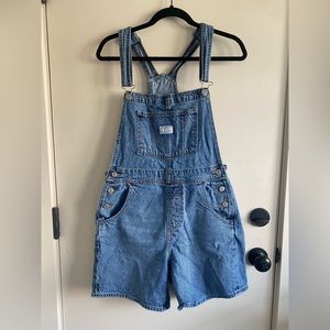 Levis Women’s Overall Shorts